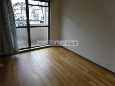  | サニーヴィラ