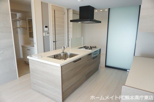 熊本市東区花立３丁目の賃貸マンションのキッチン