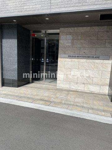 エスリード弁天町グランツのエントランス