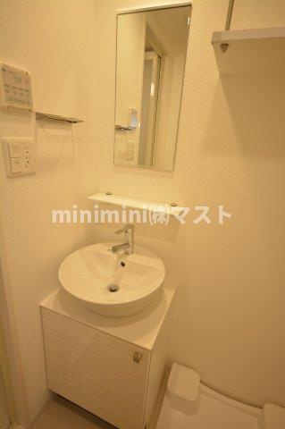 エスリード弁天町グランツの洗面所