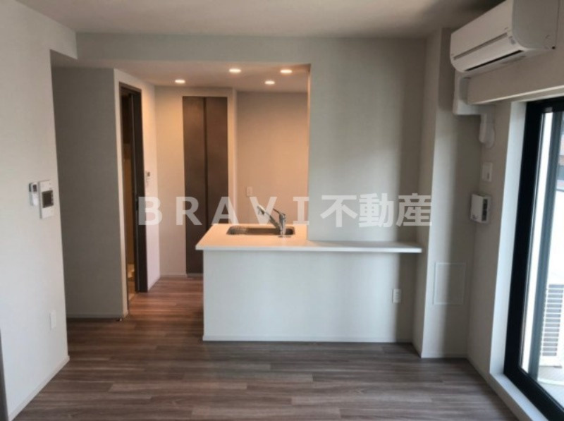 SK RESIDENCES SHINSAIBASHI　BRAVI不動産の居間・リビング|【GRAN PASEO心斎橋EAST】