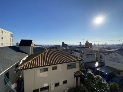 【展望】 | 灘区篠原北町１丁目　新築戸建て | 眺望を妨げる建物がなく海まで見渡せます。