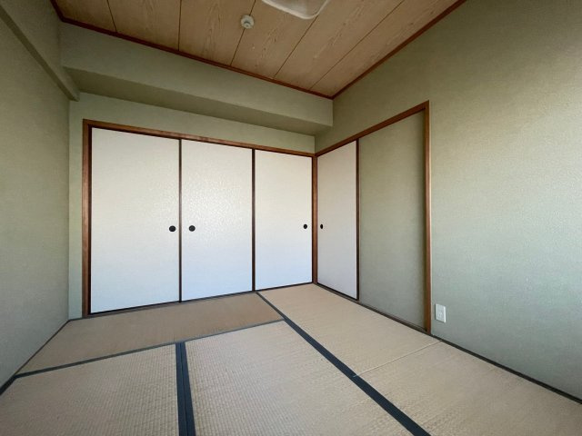 マリンハイム塩屋の寝室