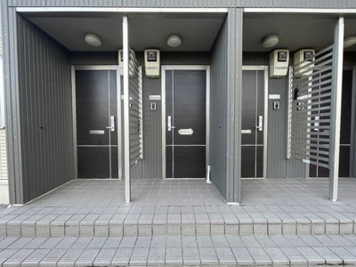 【エントランス】 | ウィステリア