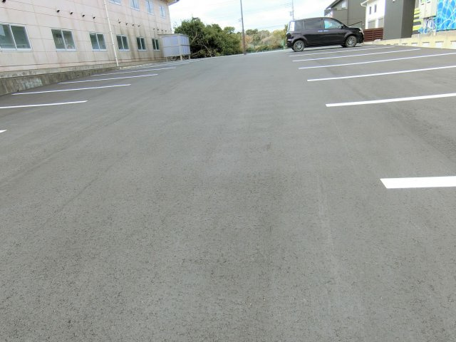 一宮YARDの駐車場