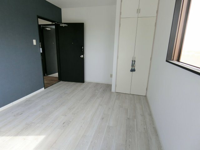 一宮YARDの洋室