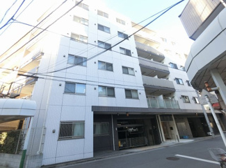 【外観】 | 総戸数３４戸、２０１１年４月築、管理人は日勤勤務につき管理体制良好です♪
