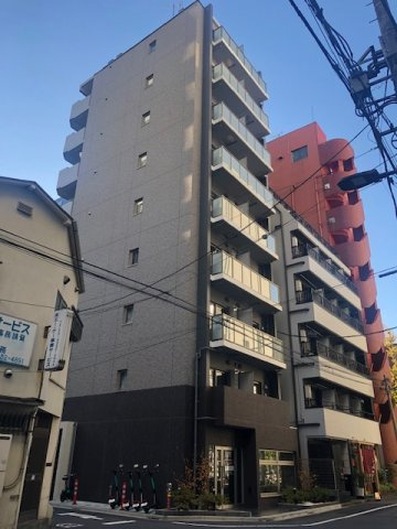 ルネフラッツ新宿御苑前の外観