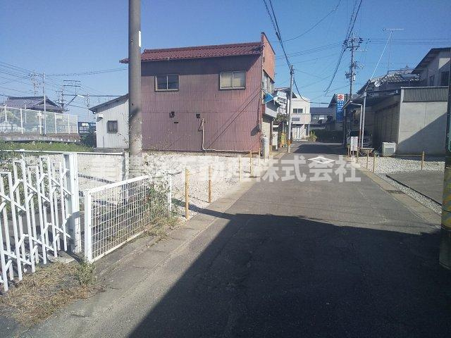 ５７５７８　羽島市足近町南宿土地の前面道路含む現地写真