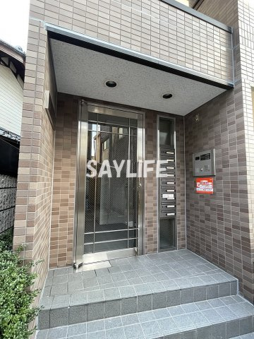 ハイツグランマークのエントランス