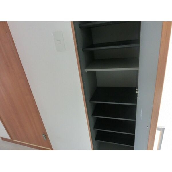 熊本市東区月出７丁目の賃貸マンションの収納