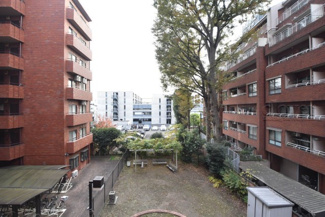 【展望】 | 物件のお問い合わせは、 ０１２０－７００－９６８までお気軽にどうぞ！
バルコニーからの眺望