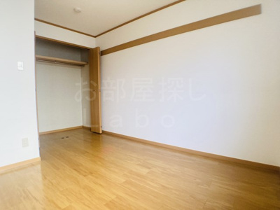 【内装】 | クリスタルB