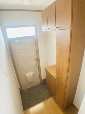 【玄関】 | クリスタルB