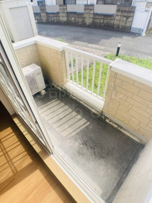 【バルコニー】 | クリスタルB