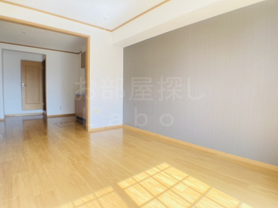 【居間・リビング】 | クリスタルB