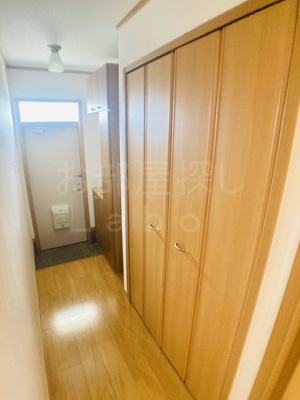 【玄関】 | クリスタルB