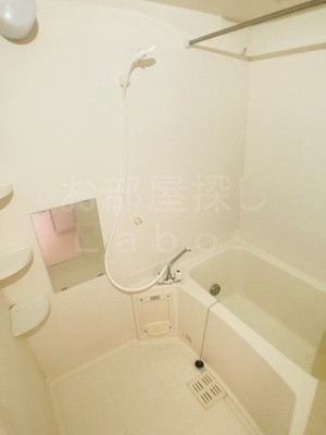 【浴室】 | クリスタルB