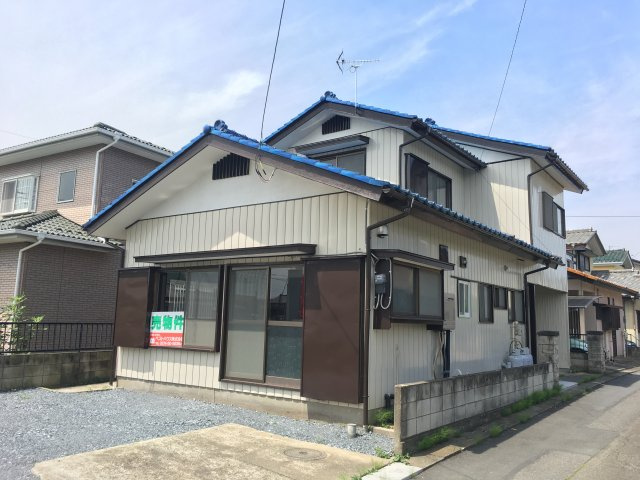 藤岡市藤岡　中古一戸建て④の前面道路含む現地写真|前面道路含む現地写真です