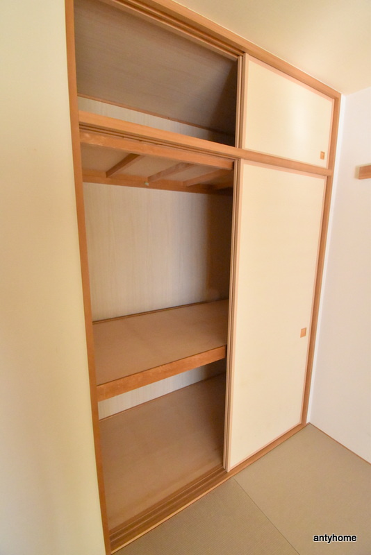 プラウド江坂　仲介手数料無料の収納