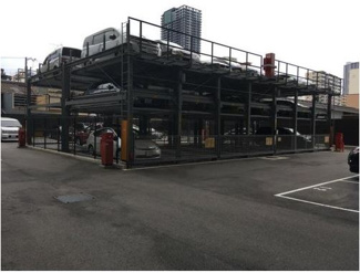 【駐車場】