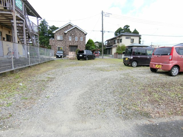 町保コーポの駐車場