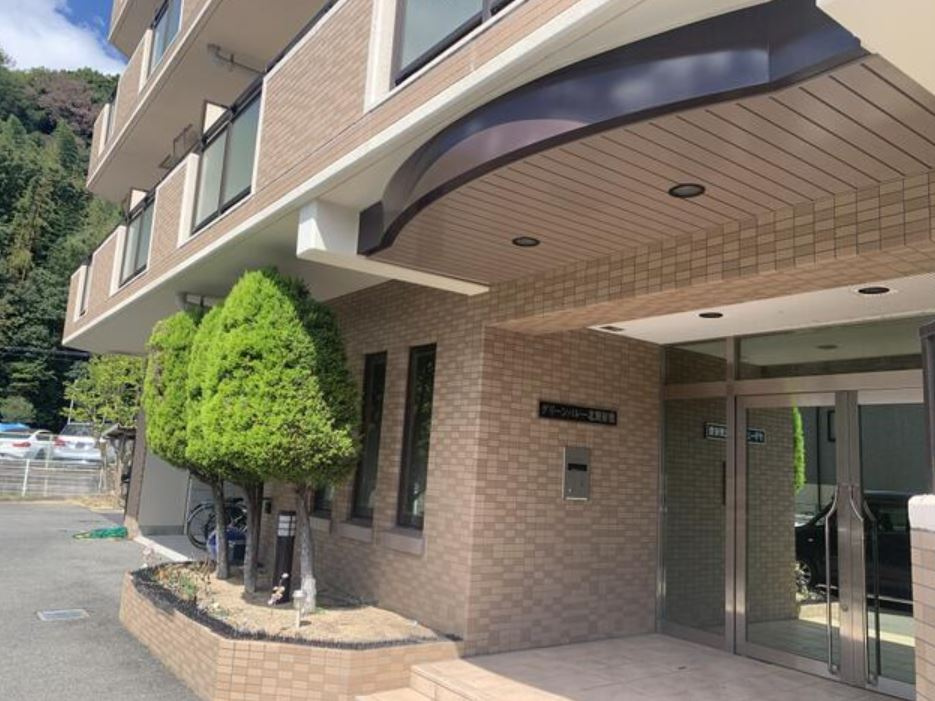 グリーンバレー北野屋敷のエントランス|☆神戸市垂水区　グリーンバレー北野屋敷☆
