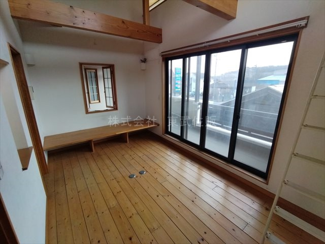 【寝室】 | 日高市下鹿山 | 洋室7.5帖、ゆとりの広さです