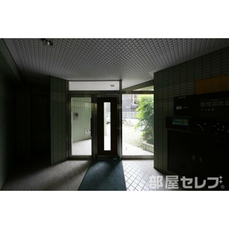 【エントランス】