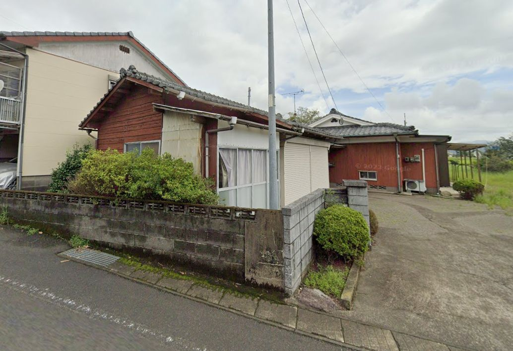 曽於市末吉町二之方の中古一戸建の外観
