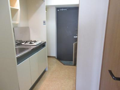 PALACEFIRSTQの内装|廊下