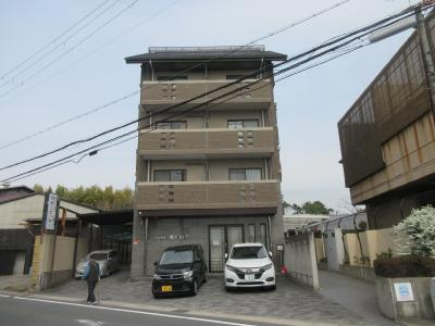 PALACEFIRSTQの外観