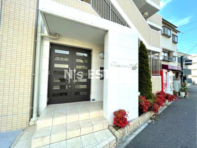 【エントランス】 | Rassurer神戸