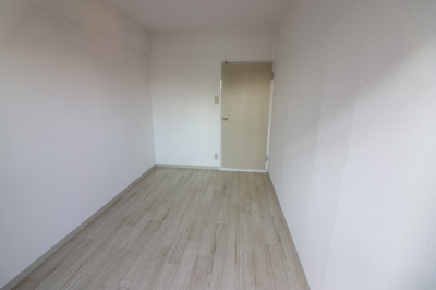 【寝室】 | 日宝ライフ放出西