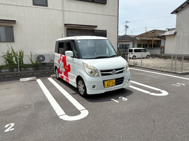 エットレの駐車場