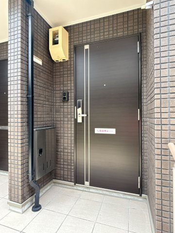 エットレの玄関