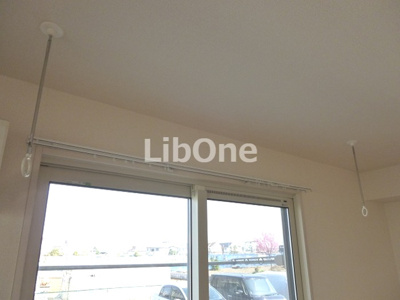 【設備】 | ベルデュール | 室内物干し掛け