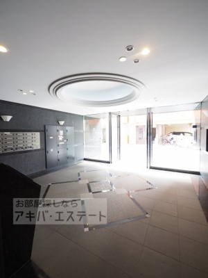 【エントランス】 | ルーブル市ヶ谷