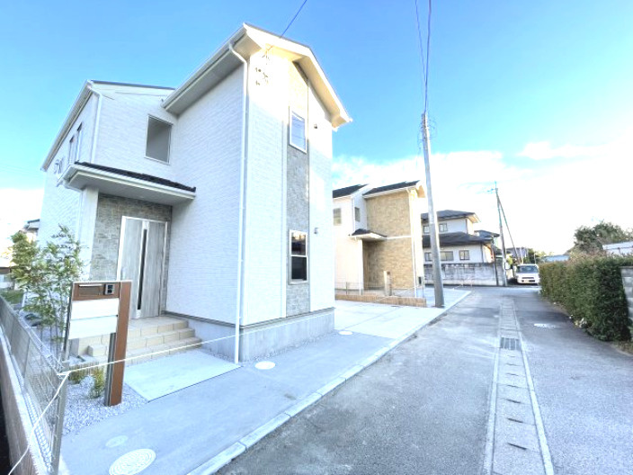 藤岡市藤岡（全2棟）１号棟の外観|建物外観を気になさる方へ、見た目の良い物件です　1号棟