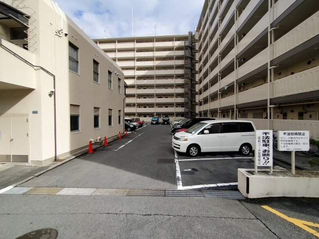 高殿コーポの駐車場|駐車場です。