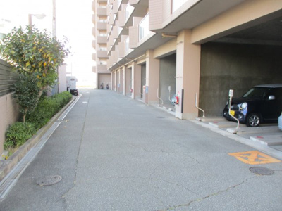 【駐車場】 | グラン・プレステージ明石大久保 | 敷地内駐車場。