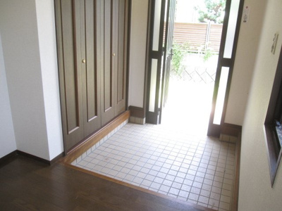 【玄関】 | 桜が丘2丁目一戸建住宅