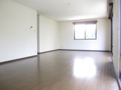 【居間・リビング】 | 桜が丘2丁目一戸建住宅