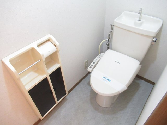 プラティ　ニューセジュールのトイレ|サンプル