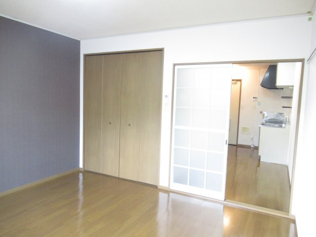 プラティ　ニューセジュールの洋室|サンプル