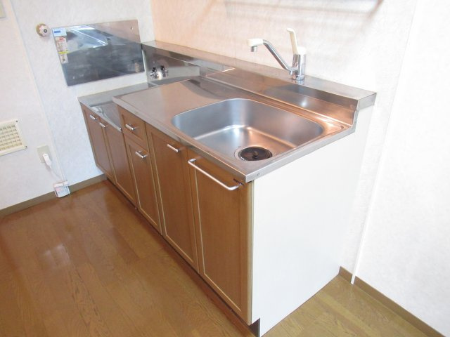 プラティ　ニューセジュールのキッチン|サンプル