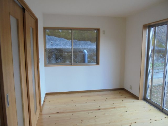 【洋室】 | 高知市山ノ端町