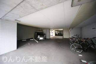 【駐車場】 | 駐車場に車を止められます