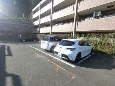 【駐車場】 | ランドシティ新百合ヶ丘 | 平置き駐車場