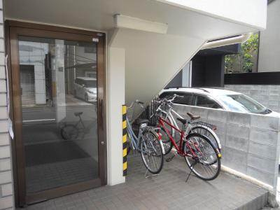 コーポ津田の駐車場|駐輪スペース